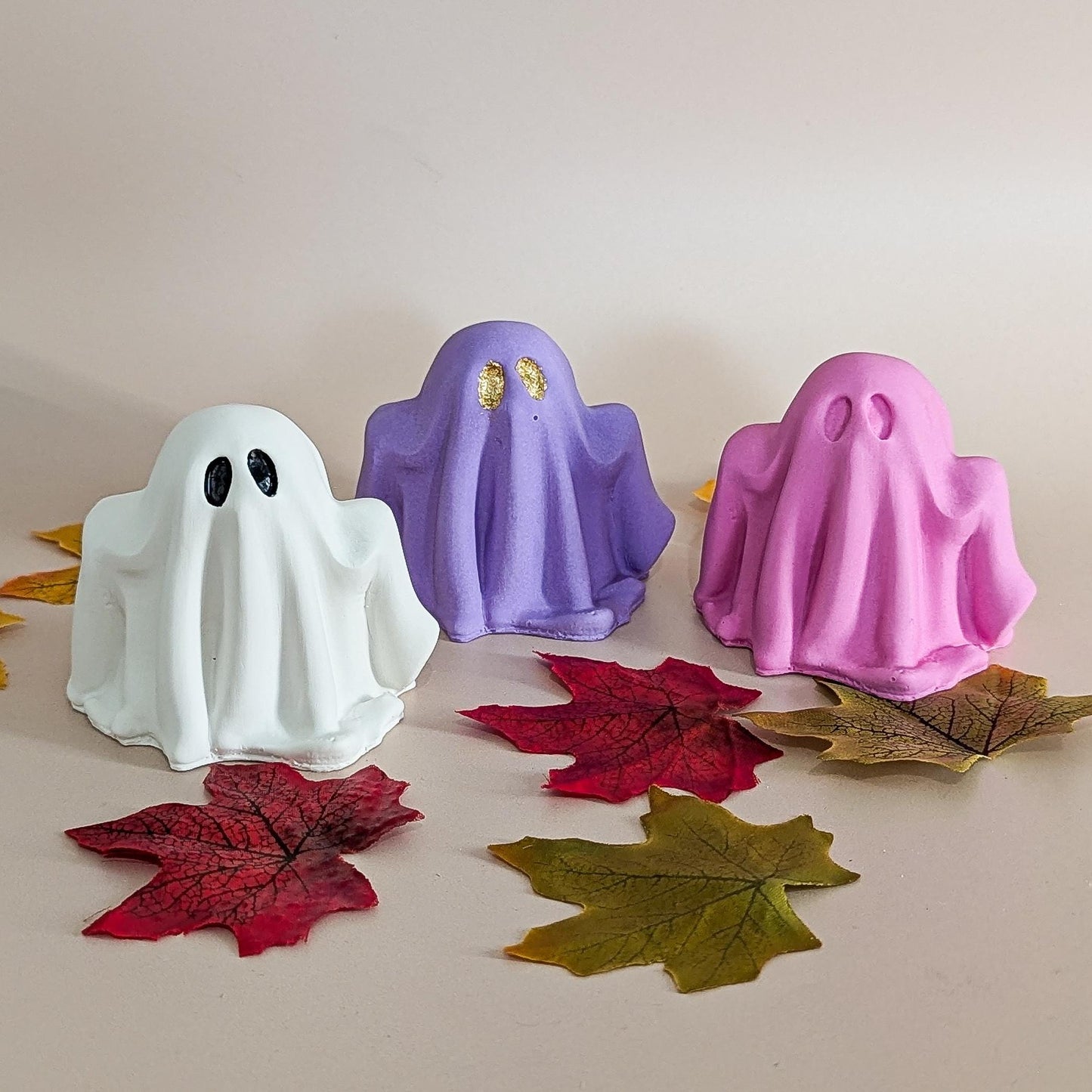 Ghost figurine for Haloween shelf decor, concrete style home decor autumn