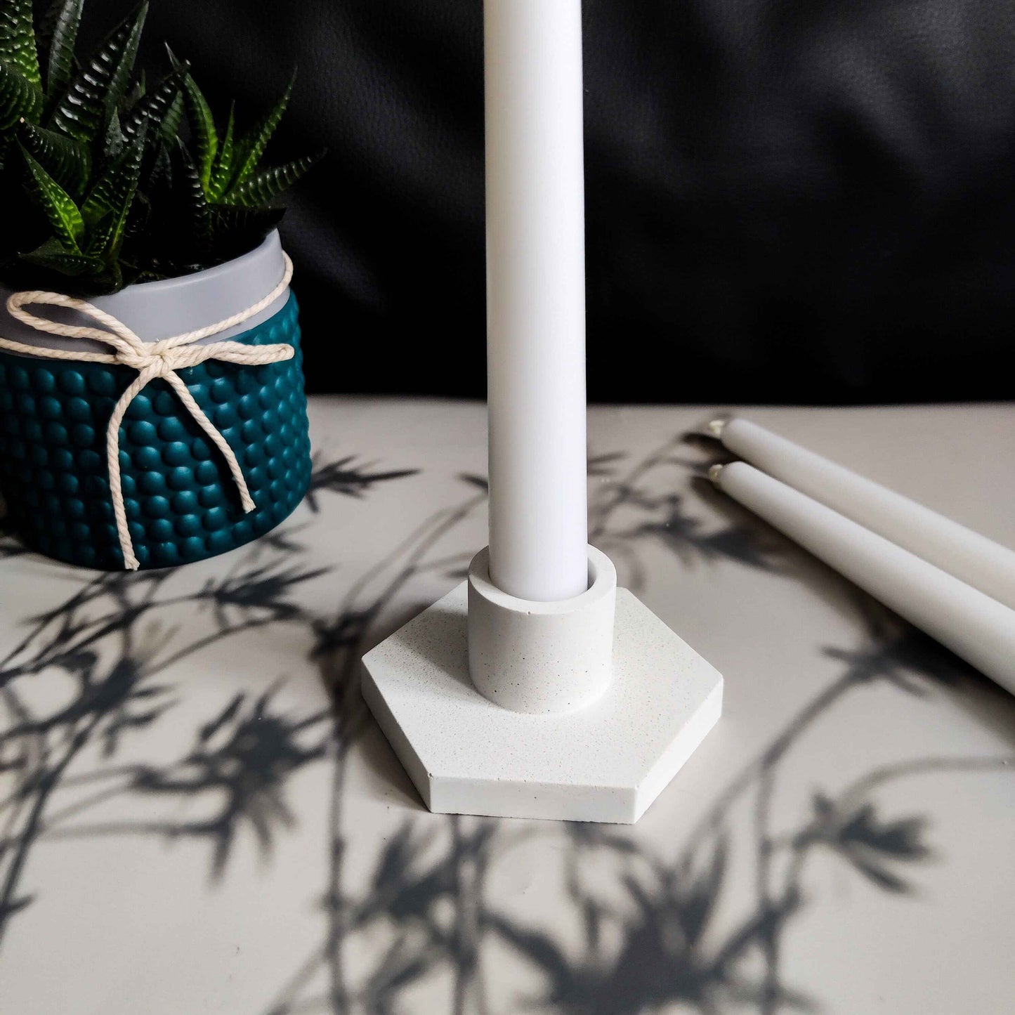 Geometrical candlestick holder, sparkle taper candle holder