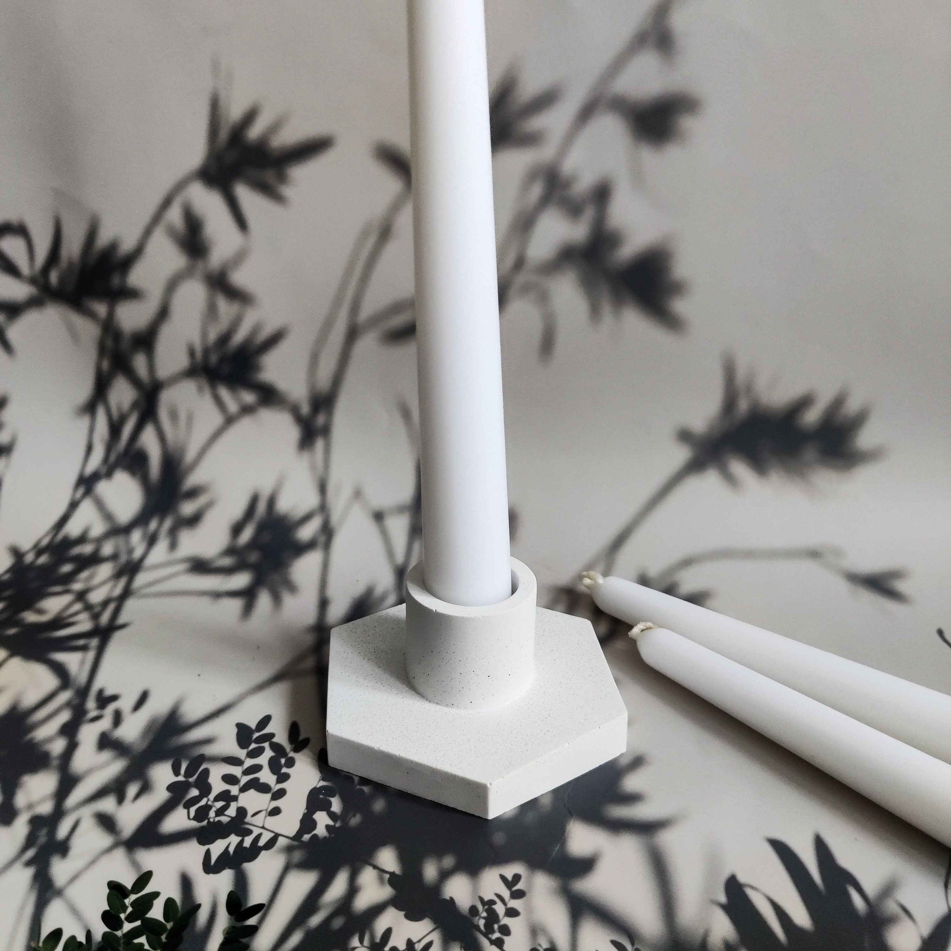 Geometrical candlestick holder, sparkle taper candle holder