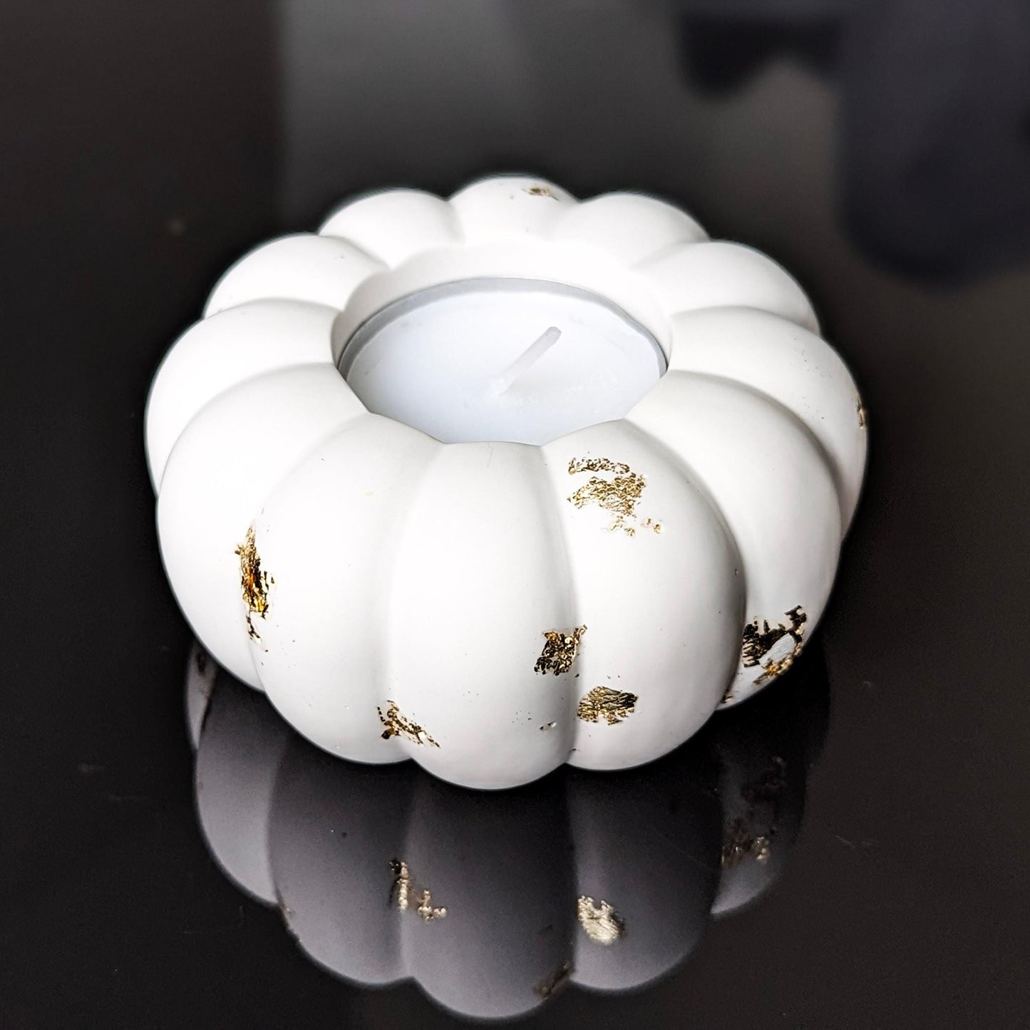 Pumpkin Tealight Holder- White,Beige, Gold flakes, Black