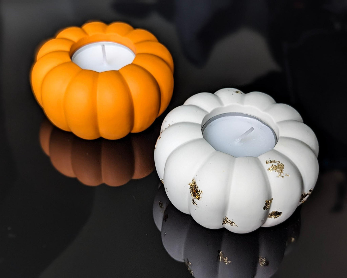 Pumpkin Tealight Holder- White,Beige, Gold flakes, Black
