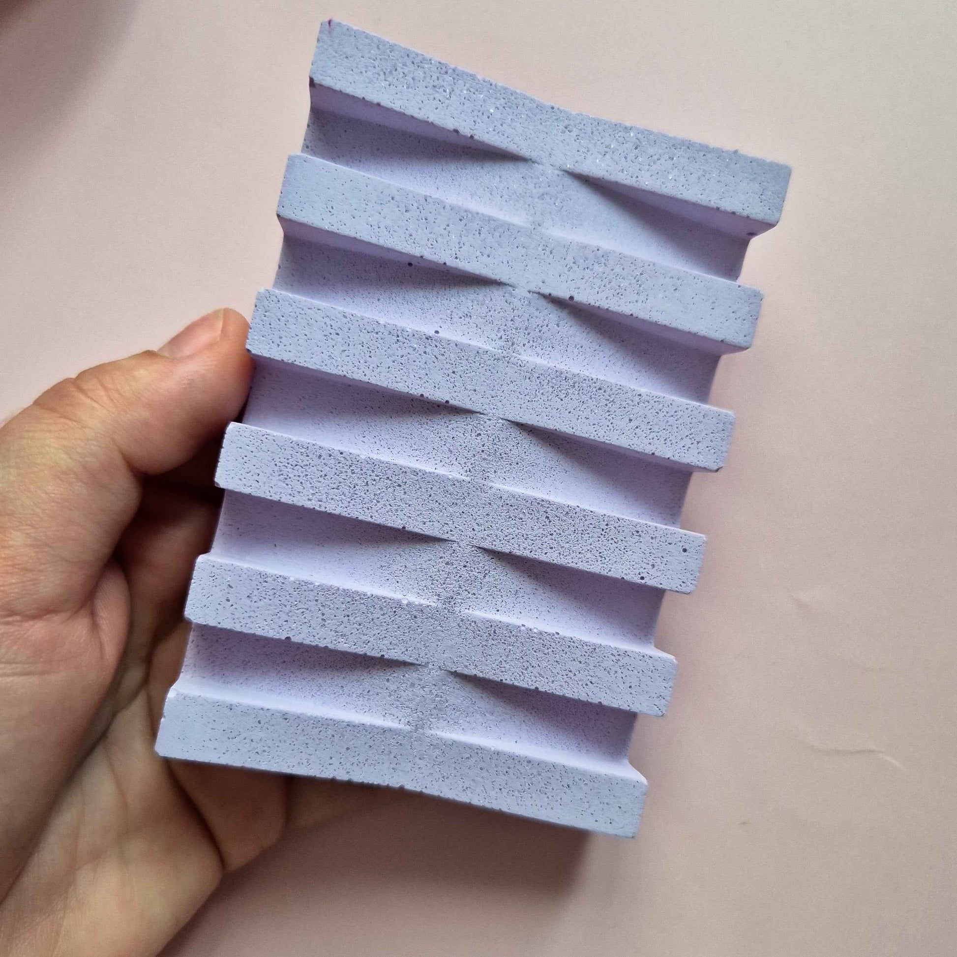 Toothbrush holder + soap dish set, Textured Jesmonite 730 bathroom set