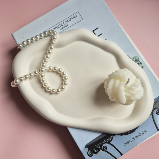 Wavy cloud decorative tray, irregular white tray